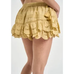 Puria Shorts