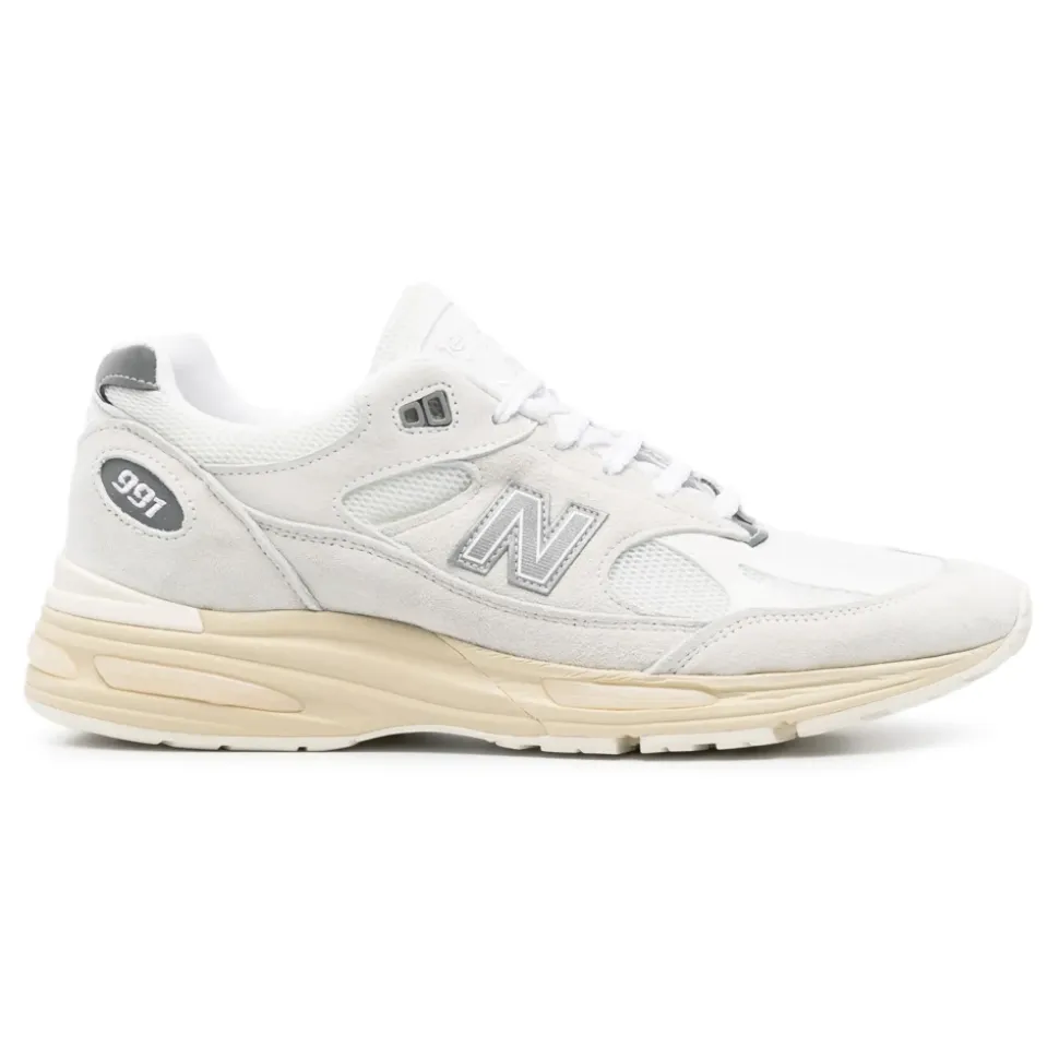 Running Shoes
