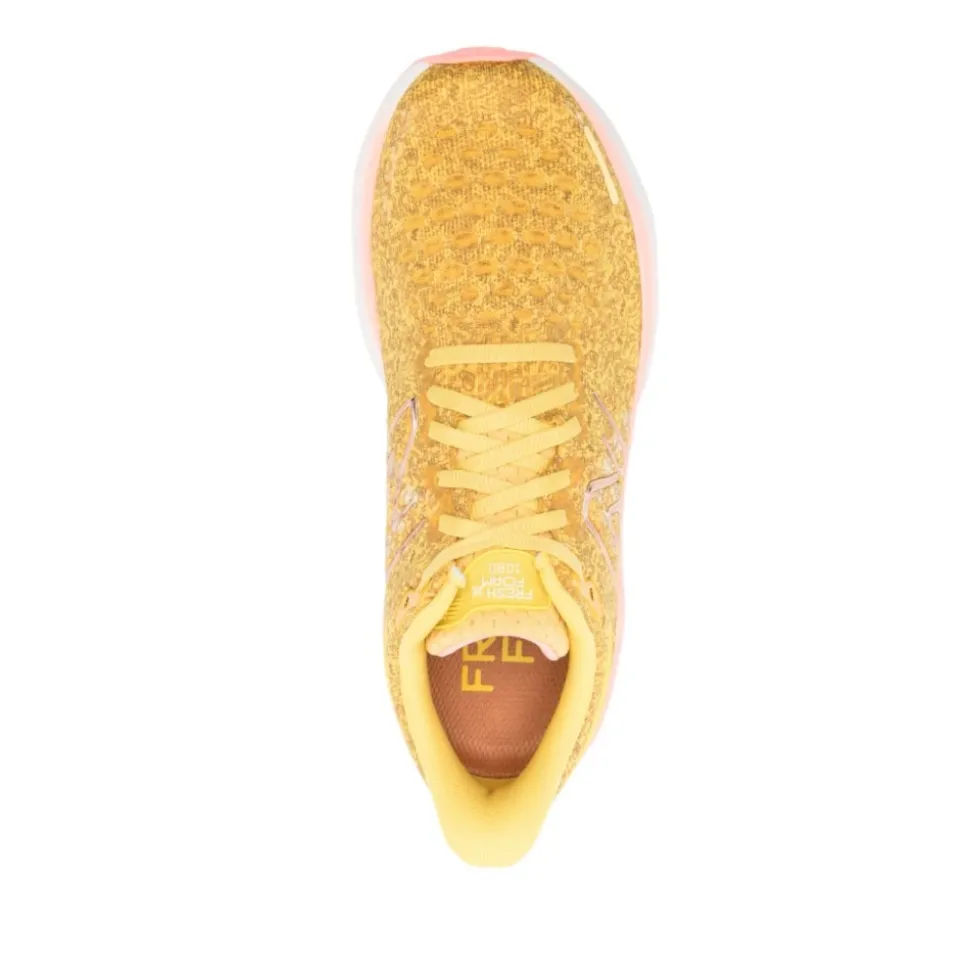 Running Shoes