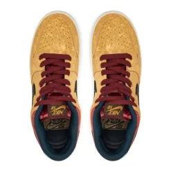 SB Dunk Low Pro 'City of Cinema'