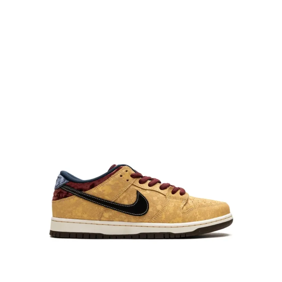 SB Dunk Low Pro 'City of Cinema'