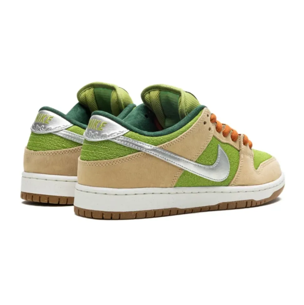 SB Dunk Low Pro 'Escargot' Sneakers
