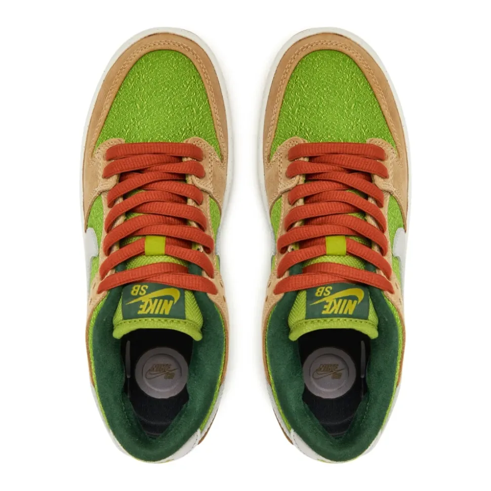 SB Dunk Low Pro 'Escargot' Sneakers