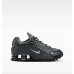 Shox R4