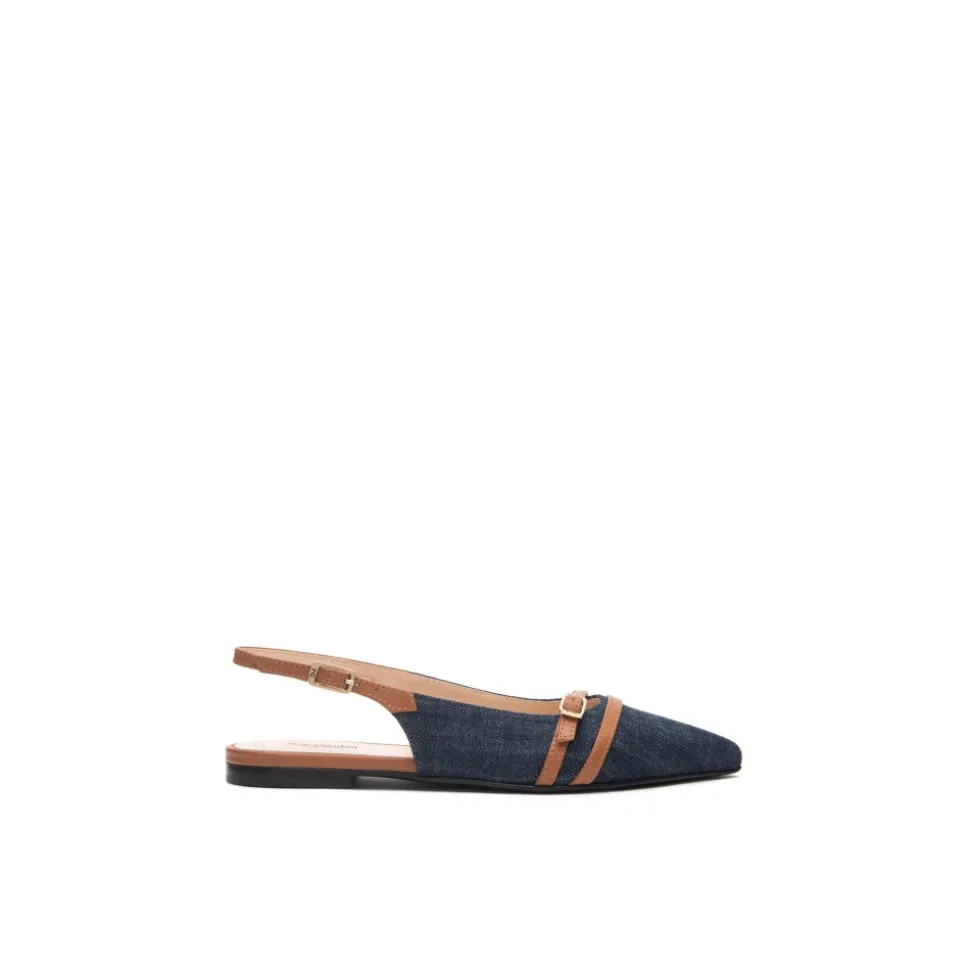 Slingback de tela vaquera con detalles de cuero