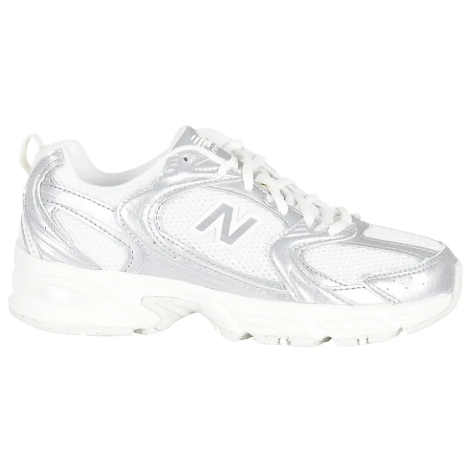 530 Sneakers