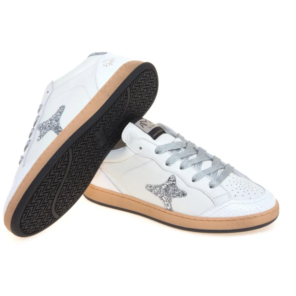 Sun Sneaker