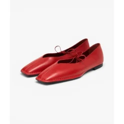 Sway Ballet Flats