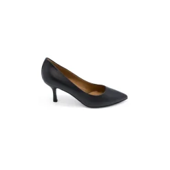 Tacones de cuero