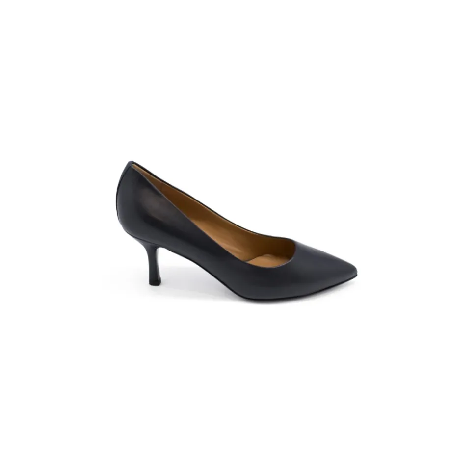Tacones de cuero