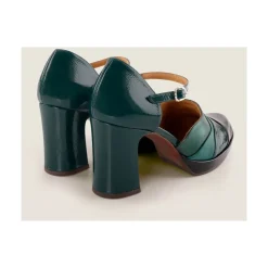 Tacones de Cuero Metálico