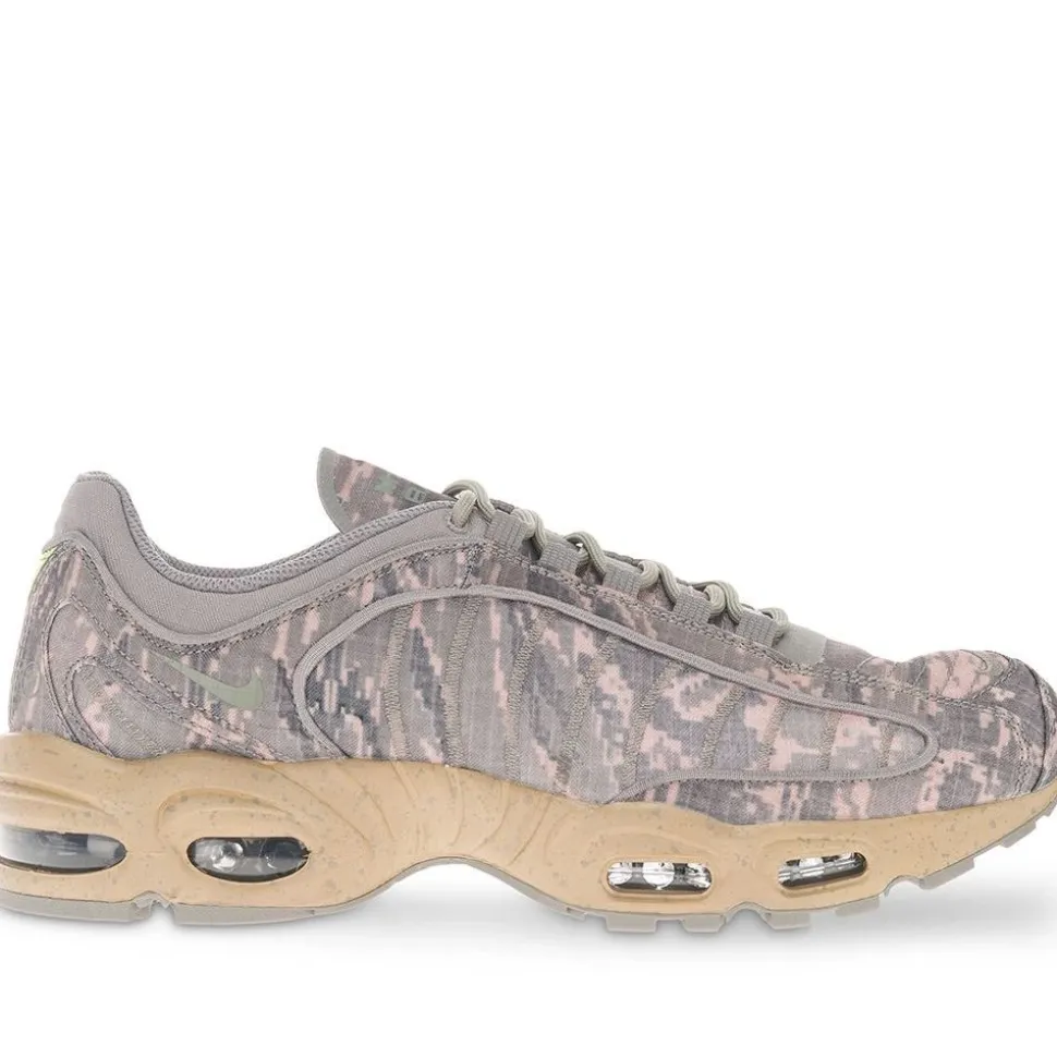 Tailwind IV Sneakers