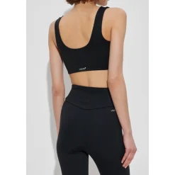 Top de entrenamiento corto
