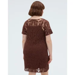 Vestido Corto de Ganchillo