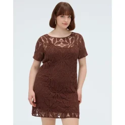 Vestido Corto de Ganchillo