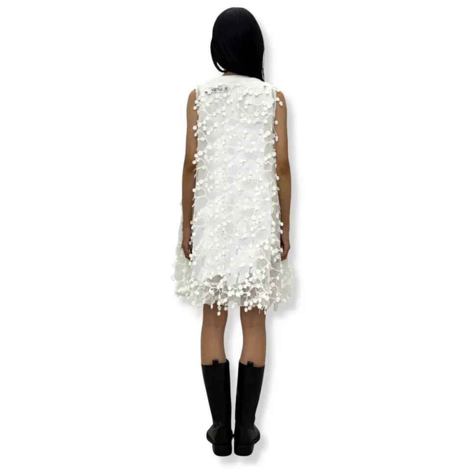 Vestido de Flores Bordado