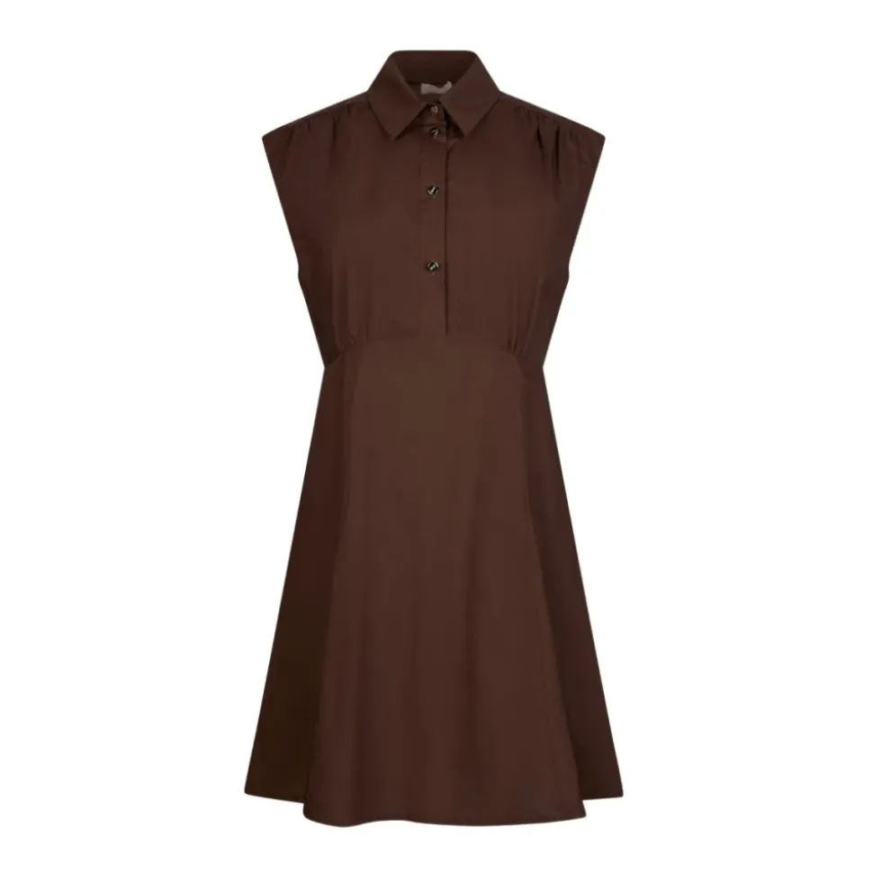 Vestido evasé con cuello de punta y botones