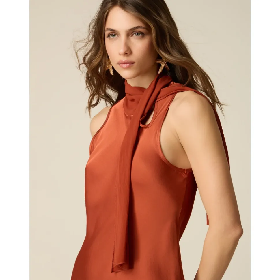 Vestido tubo de satén viscosa