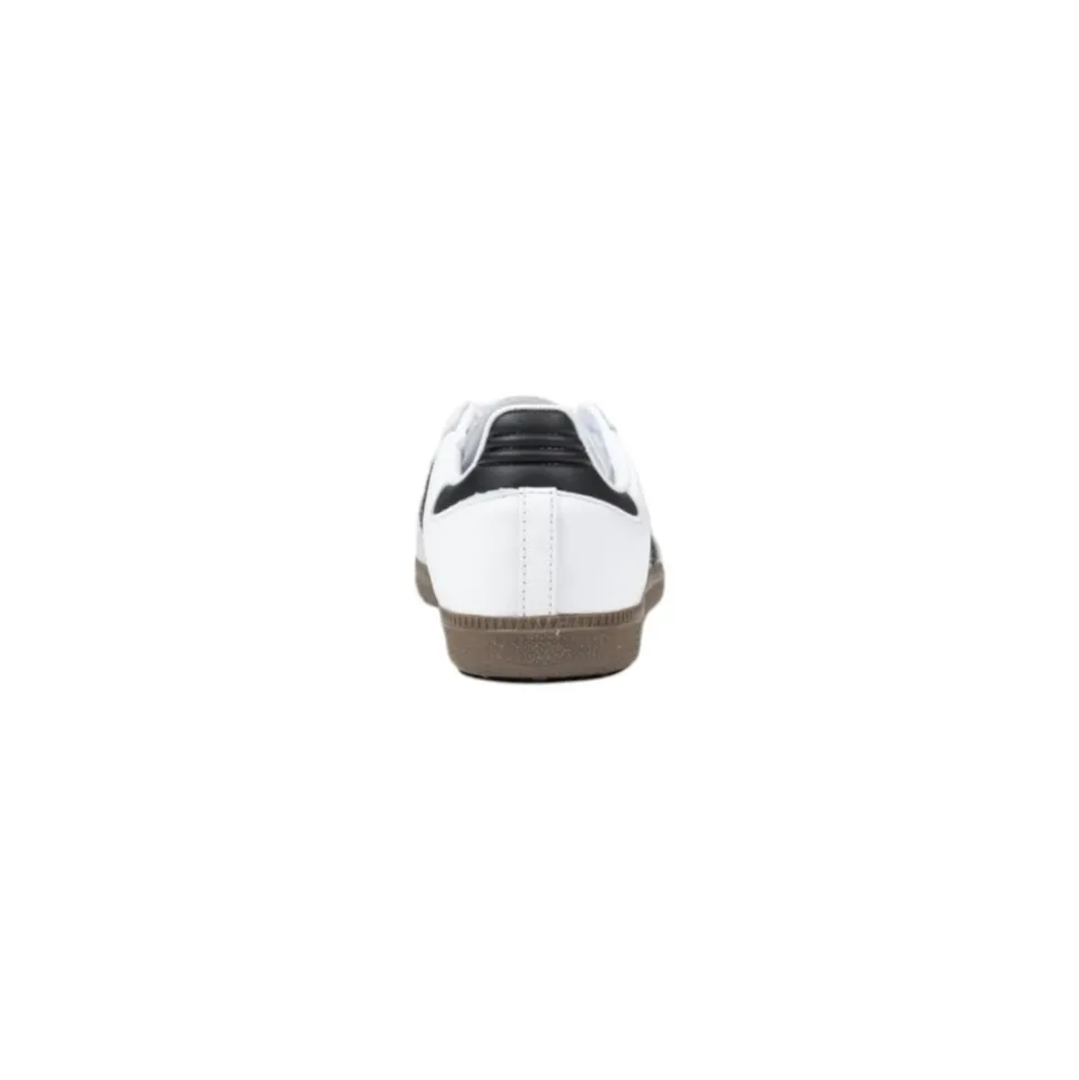 Zapatilla De Cuero Negra Y Blanca