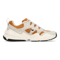 Zapatillas bajas con Swoosh bordado