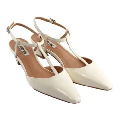 Zapatillas Chanel T de Cuero Blanco
