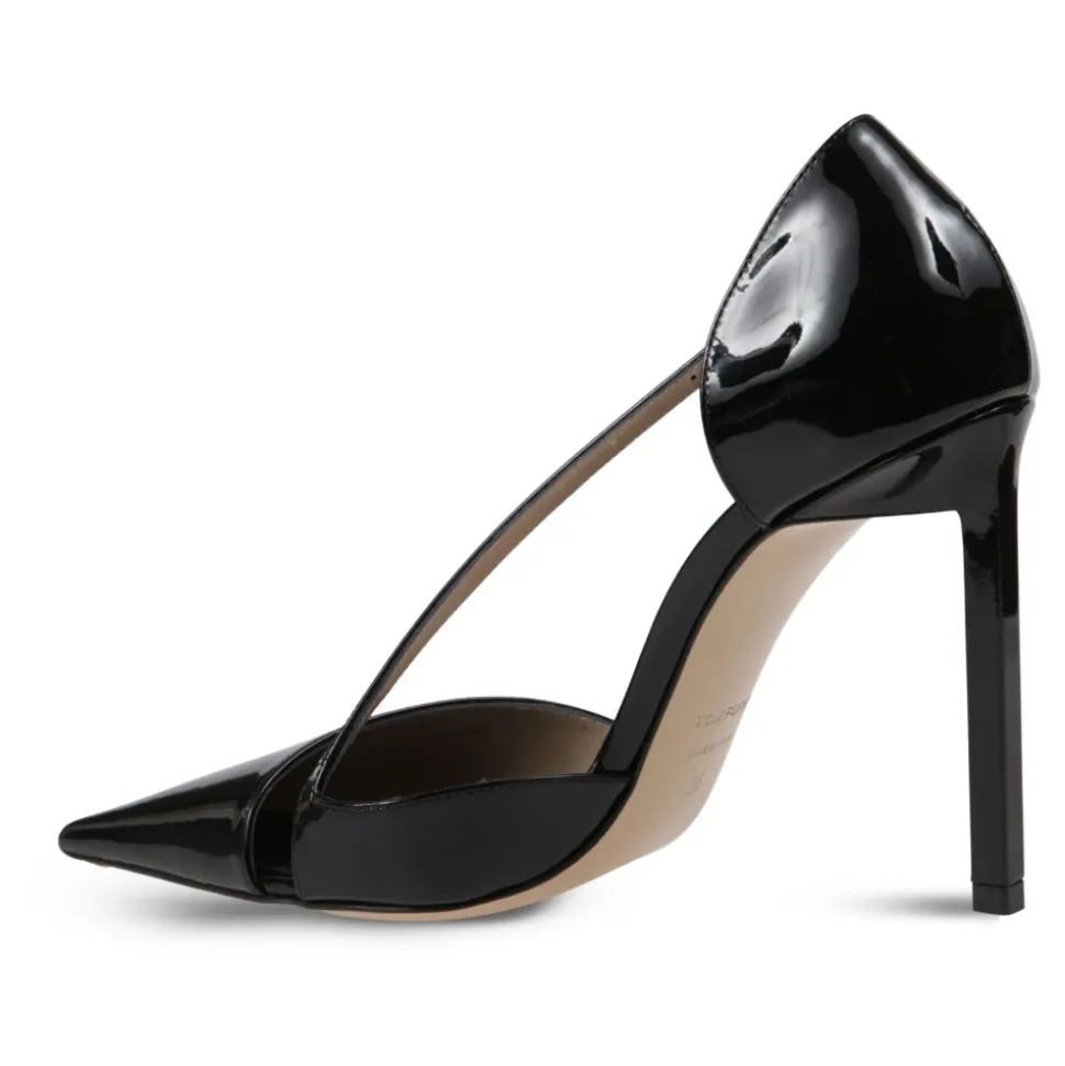 Zapato de Salón Asimétrico de Charol