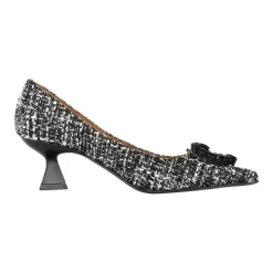 Zapatos de Salón de Tacón en Tweed Blanco con Joya de Corazón