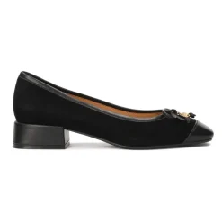 Zapatos de tacón bajo en ante y cuero liso