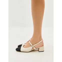 Zapatos de tacón de bloque con tira al talón Marisol