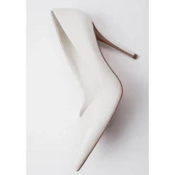 Zapatos de tacón de punta fina