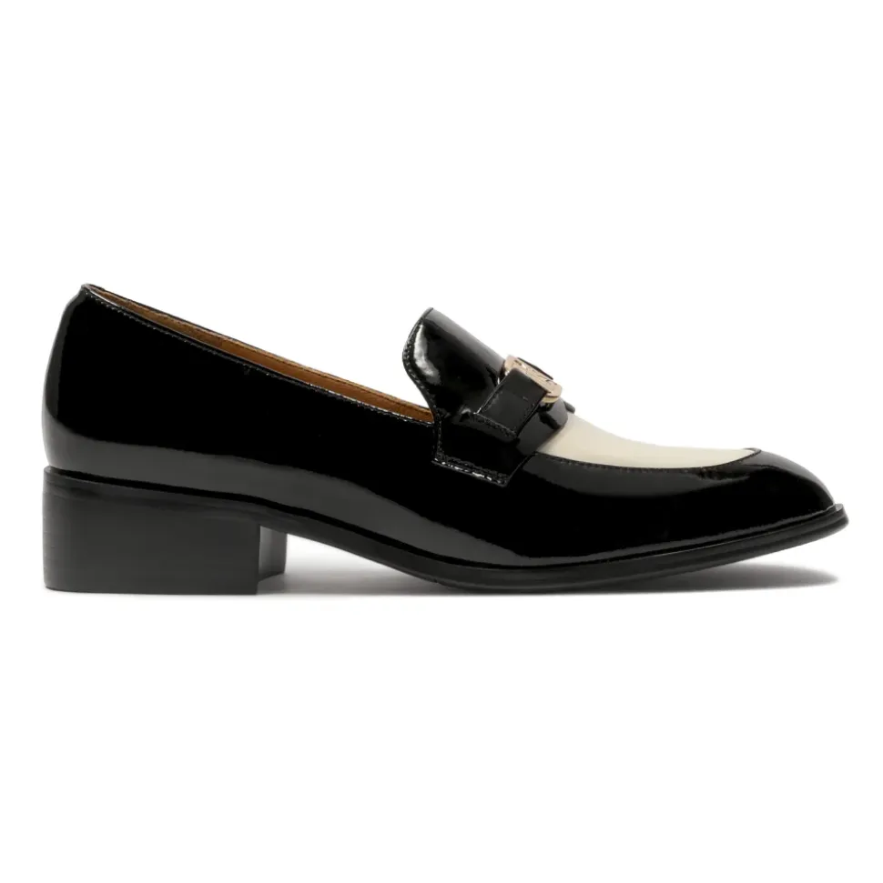 Zapatos planos lacados bicolor