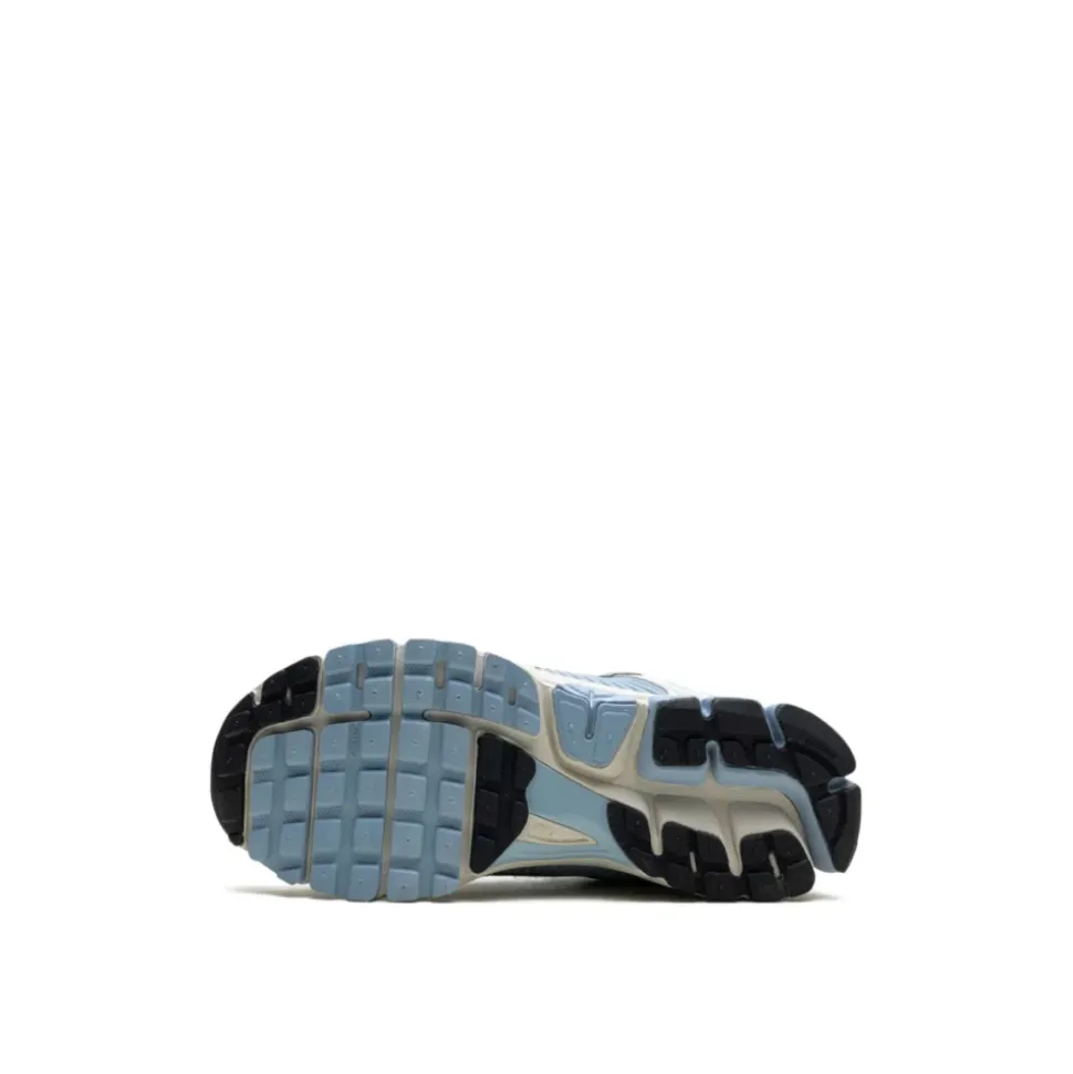 Zoom Vomero 5 Sneakers