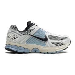 Zoom Vomero 5 Sneakers